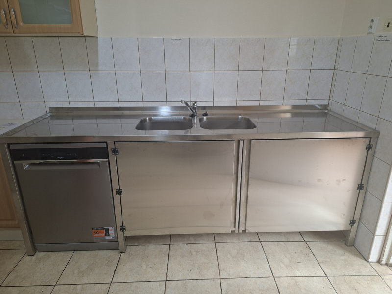 Kuchyňa MŠ 7 Aktuality / Modernizácia kuchyne materskej školy - Az óvoda kony Aktuality / Modernizácia kuchyne materskej školy - Az óvoda kony