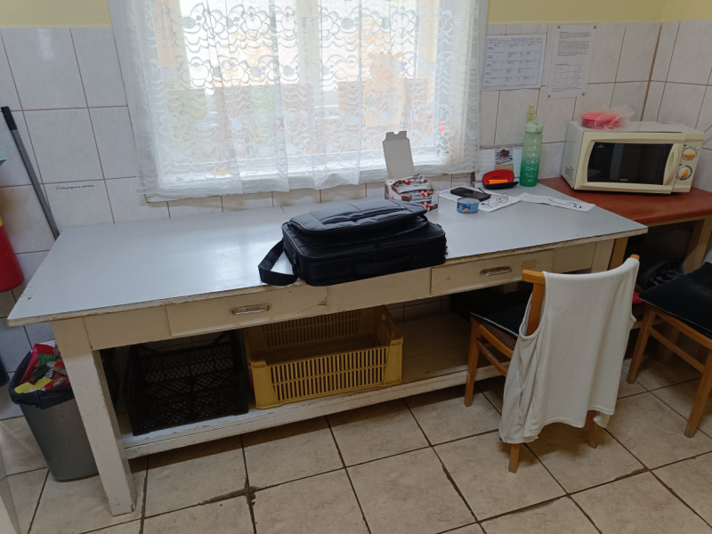 Kuchyňa MŠ 3 Aktuality / Modernizácia kuchyne materskej školy - Az óvoda kony Aktuality / Modernizácia kuchyne materskej školy - Az óvoda kony